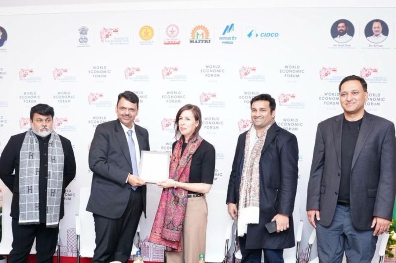 दावोस (DAVOS) येथे कुंभदूत व एजंटिक वेब परिषद (WEF)